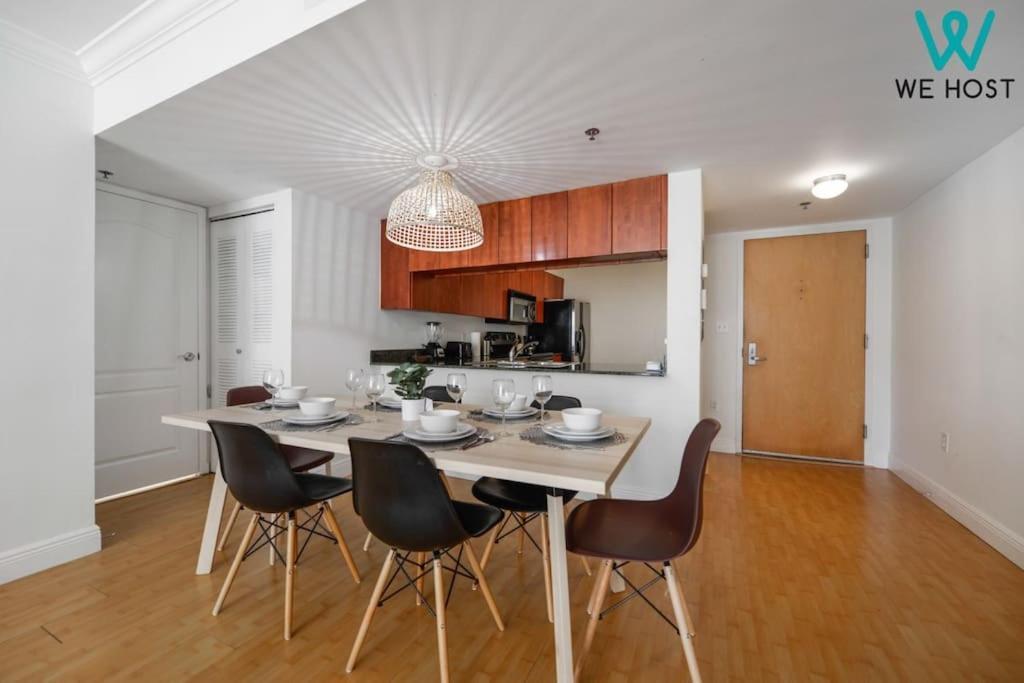 Trendy 2br With Pool And Bay Views Appartement *